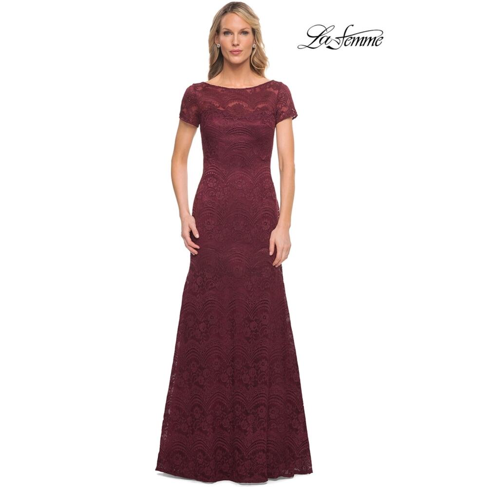 La Femme 26875 Gown Women's 10 Burgundy Lace Overlay Boat Neck Short Sleeve Maxi